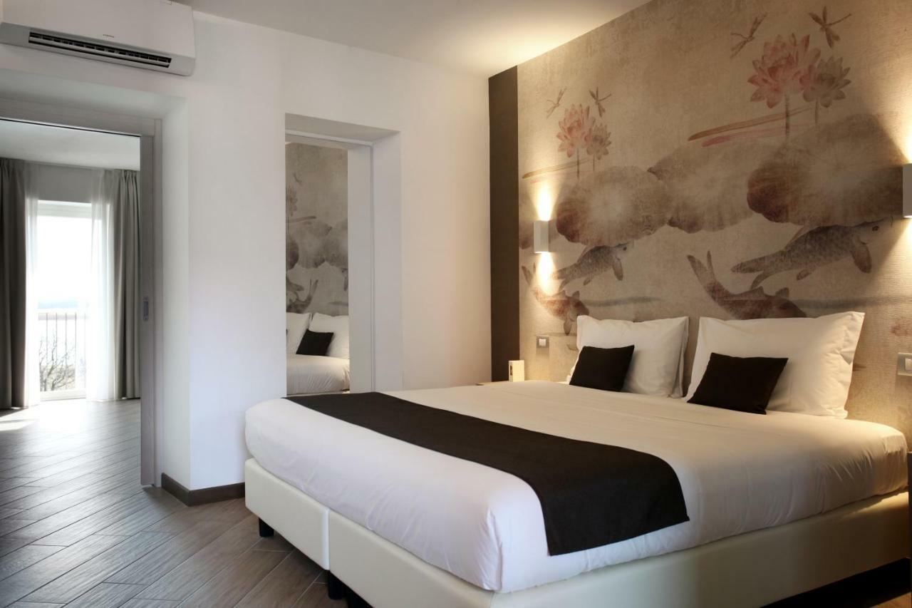 Hotel Ponti Angera Exterior photo